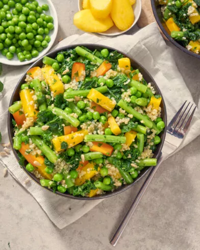 Vege bowl komosa ryżowa z warzywami
