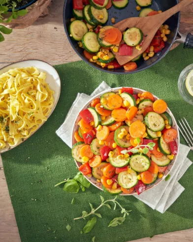 Warzywa na patelnię - Z bazylią i oregano