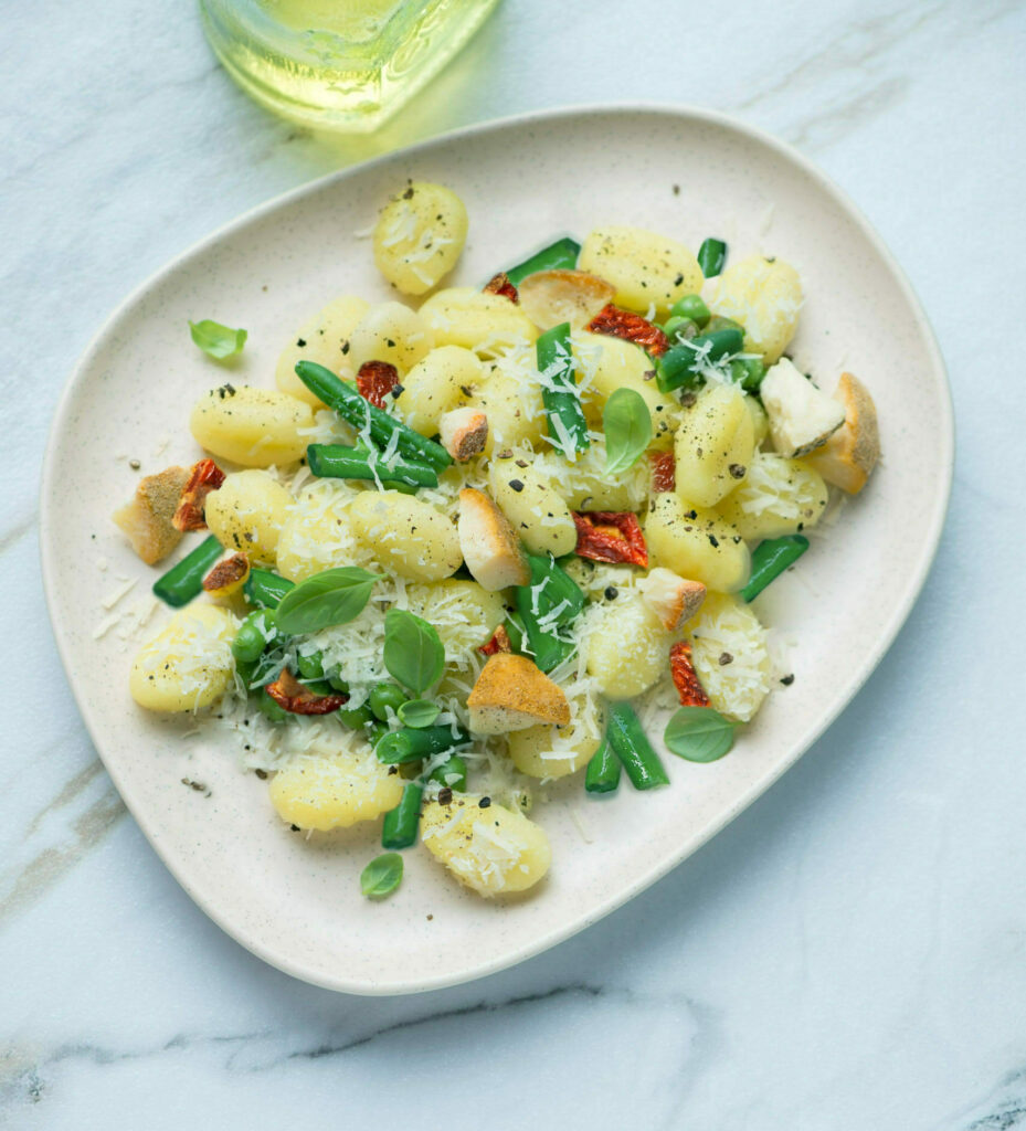 Gnocchi z fasolką i suszonymi pomidorami